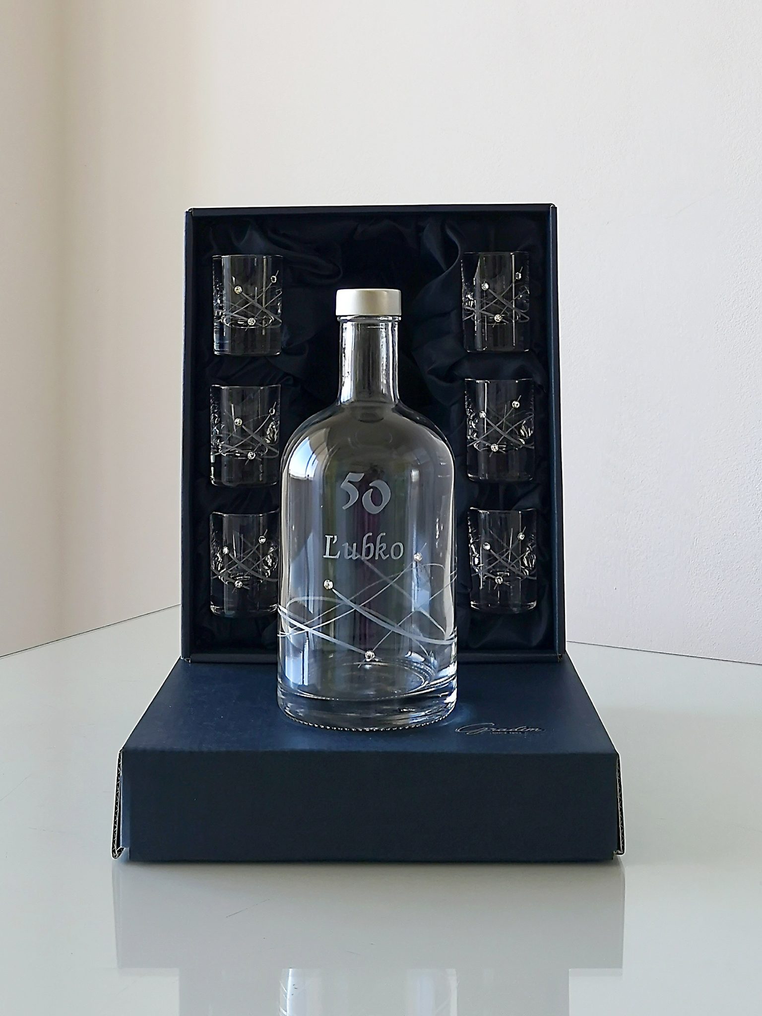 Lines Gradim crystals, likér set fľaša 0,5 l (0,7 l) + 6 ks pohár 30 ml – Obrázok 3