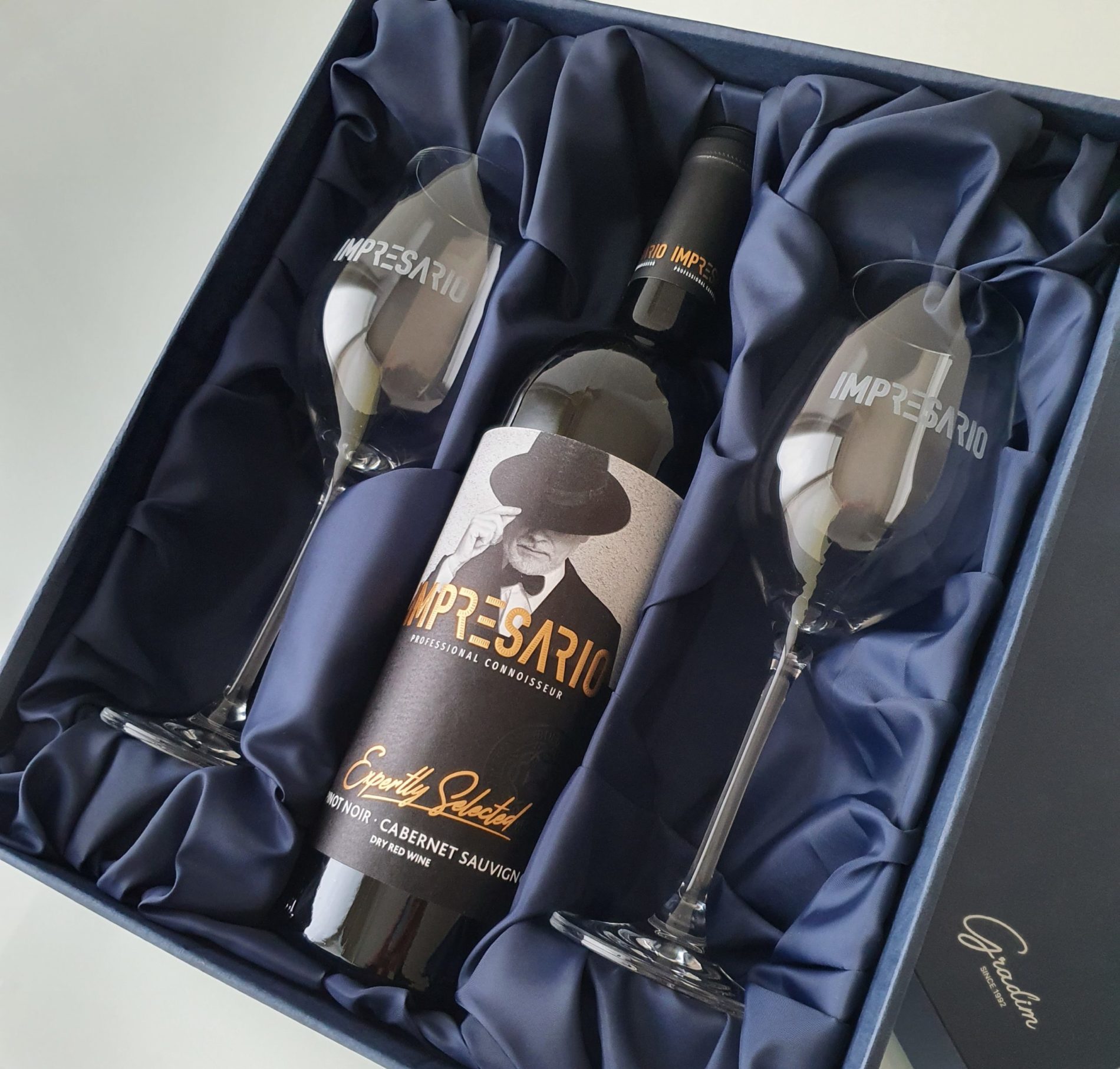 Firemná kazeta pre fľašu a 2 poháre na víno 360 ml – Obrázok 3