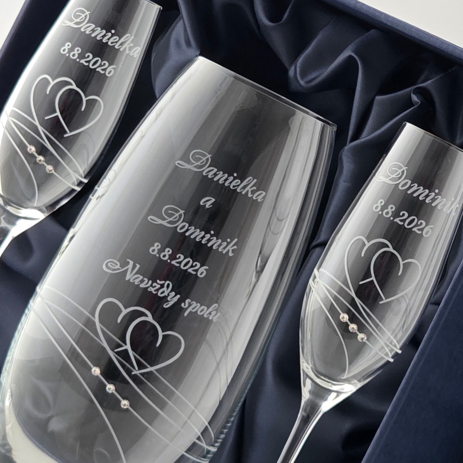 Hearts Gradim crystals, svadobný set šamp. flauta 210 ml + váza 260 mm – Obrázok 3